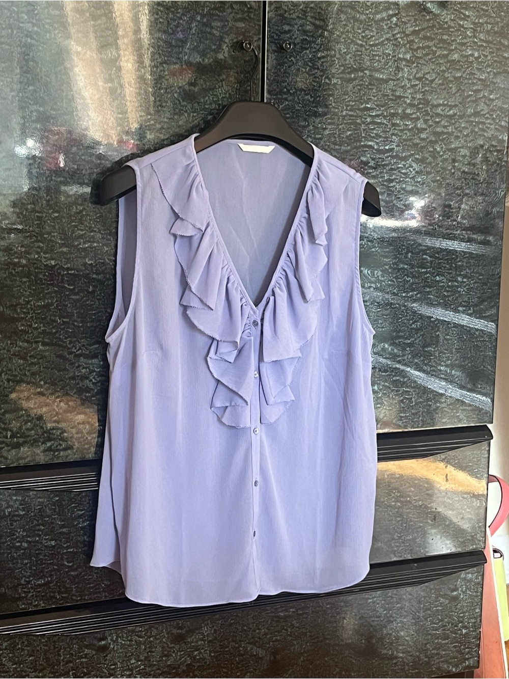H&M Sleeveless Lavender Ruffle Front Blouse